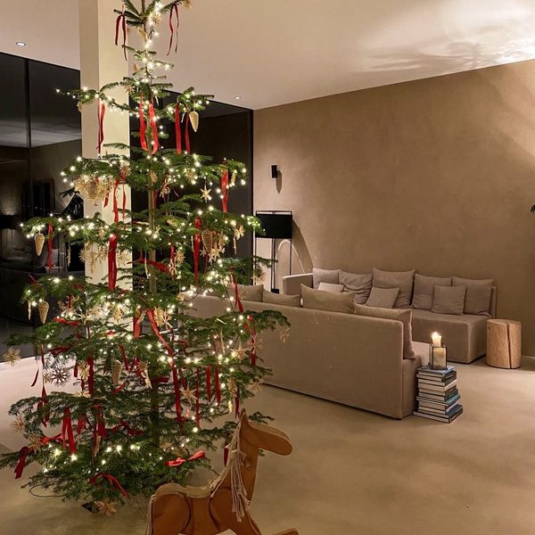 It’s the Most Wonderful Time of the Year here up in the mountains. Buon primo avvento. #hotelsaltus...