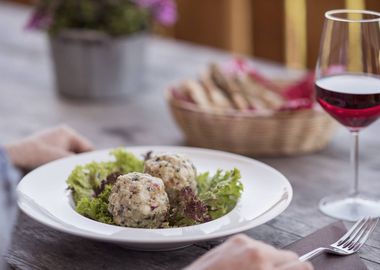 Wellness hotel South Tyrol: In San Genesio/Jenesien